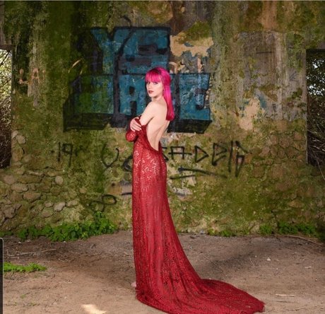 Anna Masarski kunst sexy foto