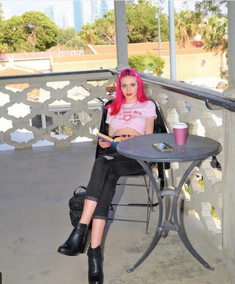 Anna Masarski kunst heiße fotos