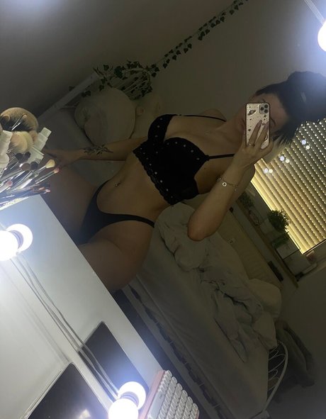 Jordy Offiziell schauspielerin foto