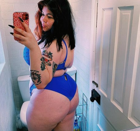 RebelRebellll exklusive xxx foto