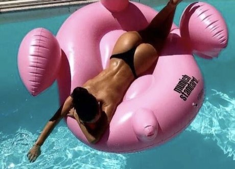 Julia Hofer beste nackt fotos