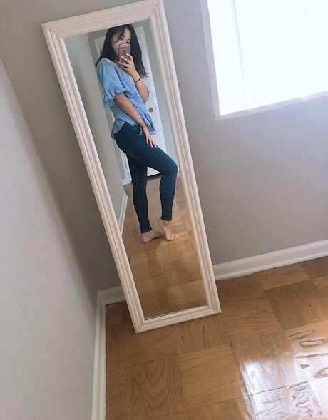 Yoojin porno nackte bild