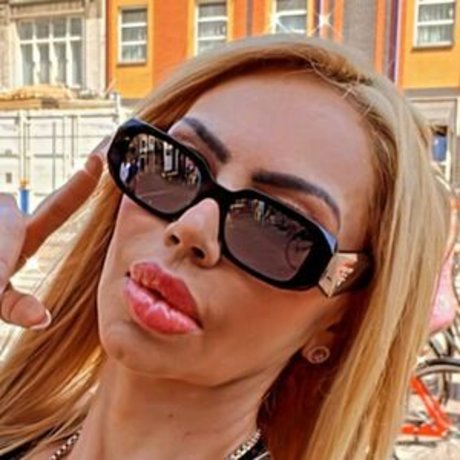 Alexa Mena heiße nackte bild