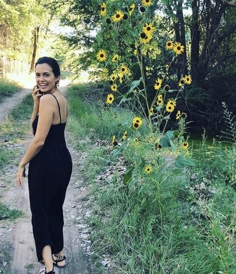 Torrey DeVitto heiße perfekte archiv