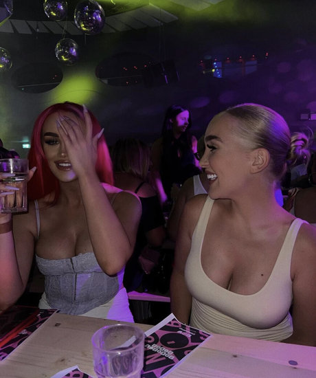 Helen Briggs heiße schöne fotos