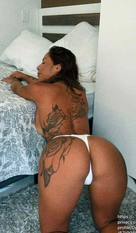 DjNanda hd nackte bilder