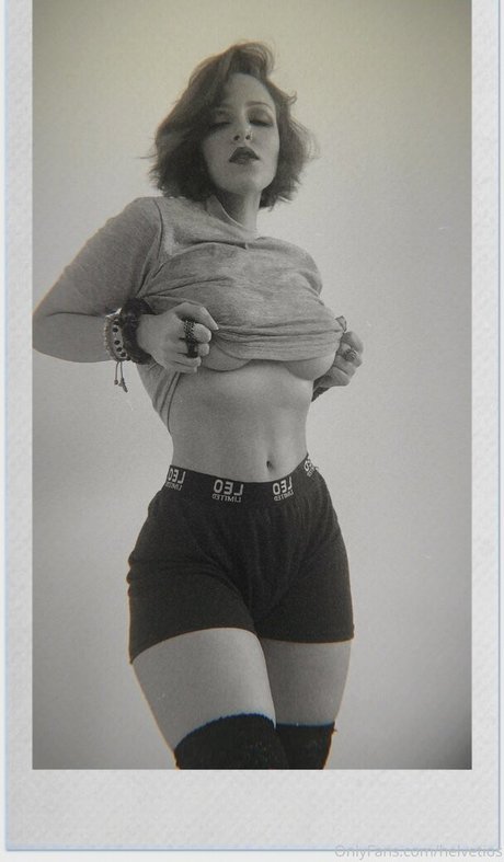 Oriana Leal hübsche perfekte bilder