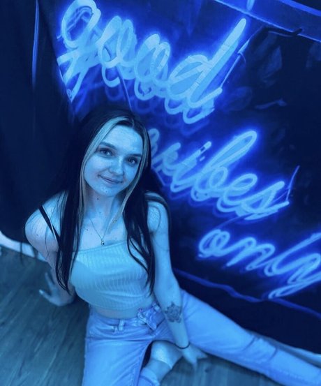 Jasmine Jade freie kunst bilder