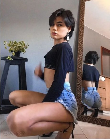 Ysabella Kyle kostenlose pornographische bild