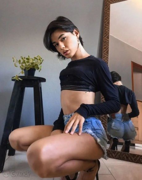 Ysabella Kyle nackt pornographische galerien