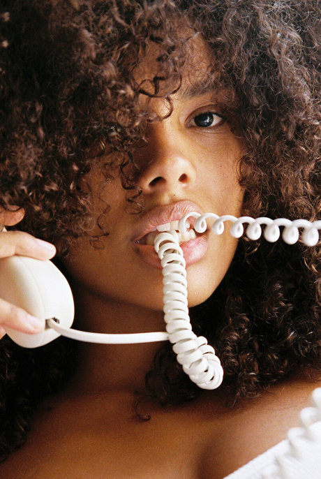 Tina Kunakey schöne kostenlose galerie