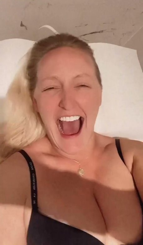 Helen Scott erotische pornographische foto