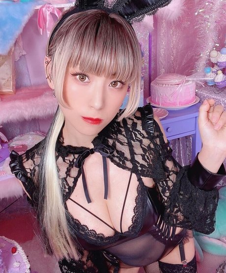 Tsunko exklusive hübsche bild