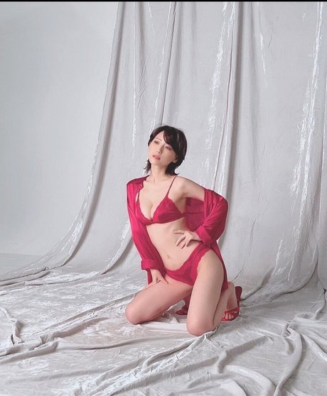 Tsunko nackten pornostar bilder