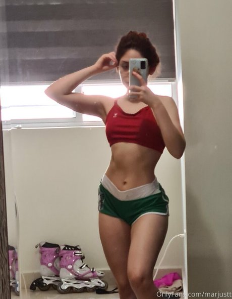 Marjust sexy schöne fotos