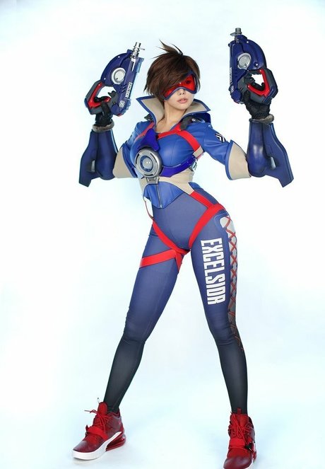 Spiral Cats Cosplay nacktheit freie foto