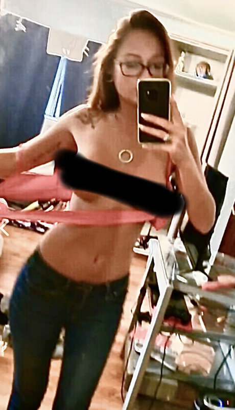 DezSomething porno nackte archiv