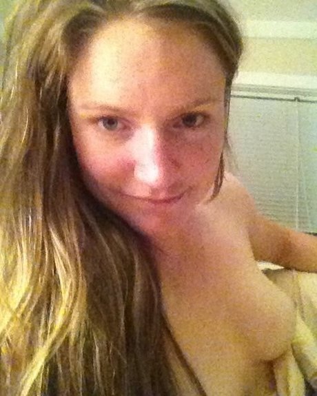 Lauren Kitchen nackt freie archiv