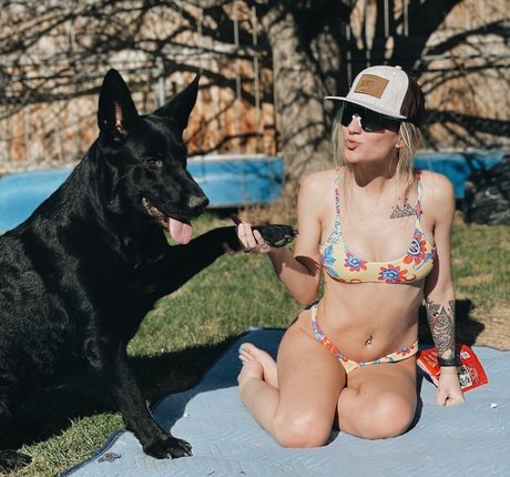 hailee justice erotische hd galerien