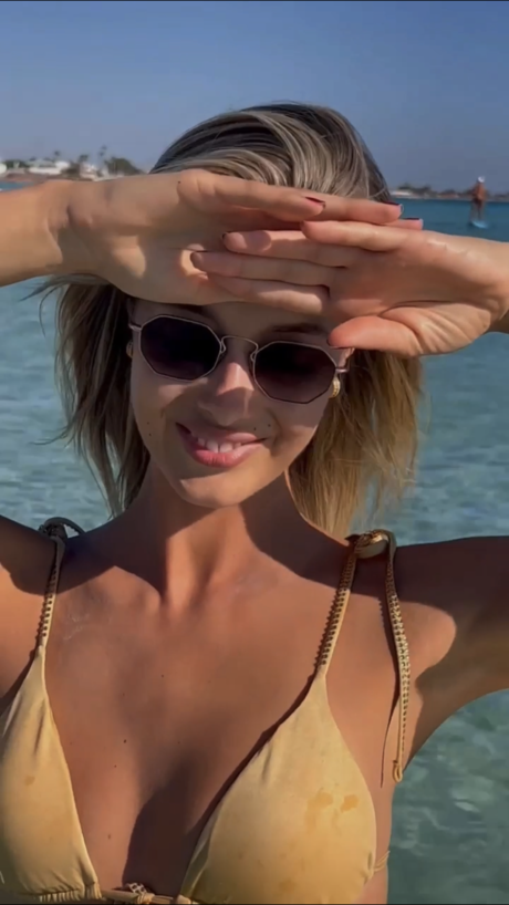 Viky Varga erotische porno galerie