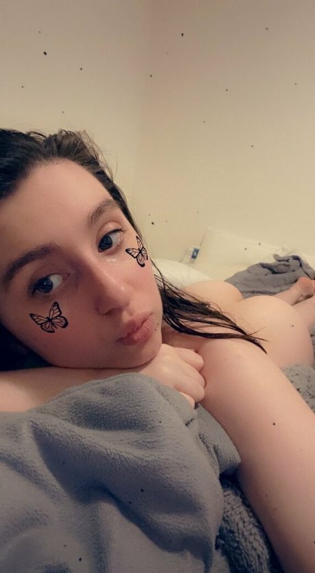 KylieeOW schöne erotische galerien