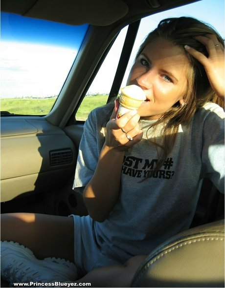 großer schwanz trans-onlyfans xxx erwachsene galerien