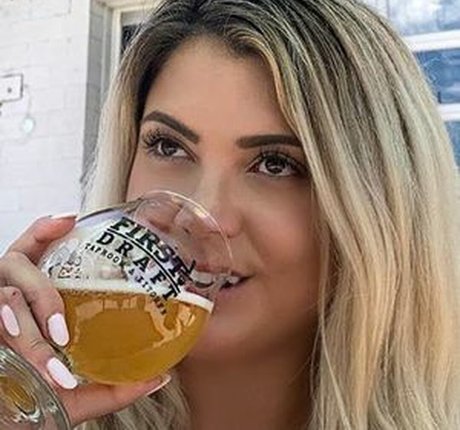 Christina Scherer sexy erwachsene archiv