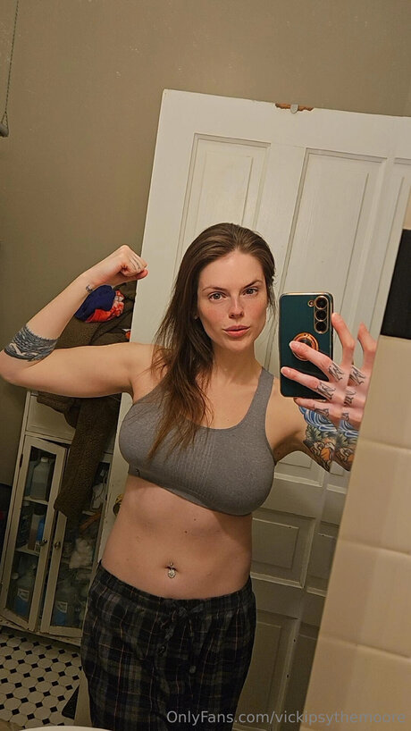 vickipsythemoore kunst perfekte archiv