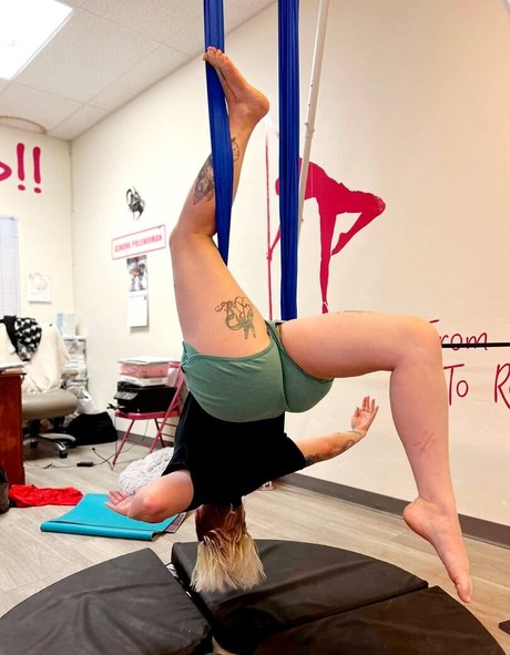 Skeletons twin model perfekte bild