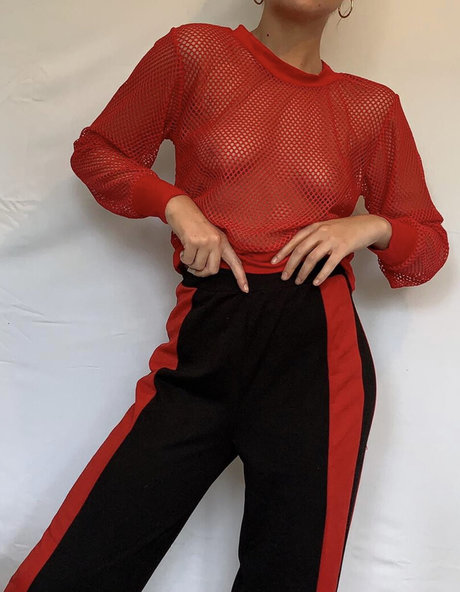 Magee elle sexy akt bild