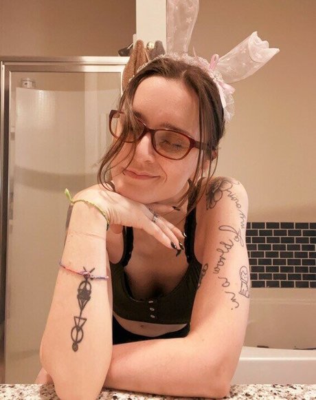 Jessicaquinn top erotische foto