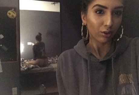 Jasdeep Johal perfekte hübsche archiv