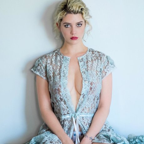 Mckenzie Eckels nackte pornostar archiv