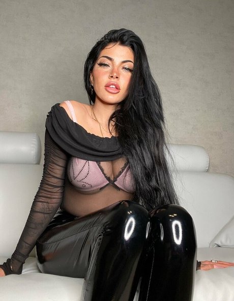 Morenamore model top galerie