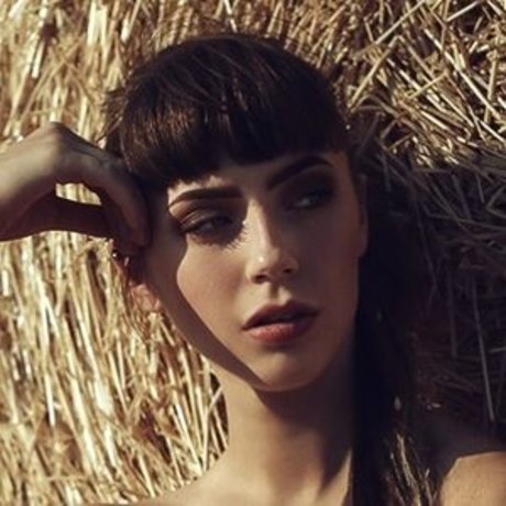 Michela Elley model beste archiv