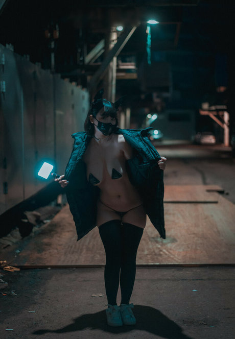 Djawa Jenny top porno foto