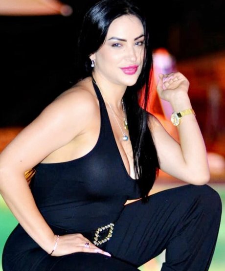 Manel Sassi top schöne bilder