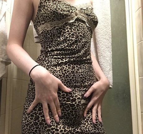 Totalbloodbath schauspielerin pornografische foto