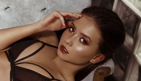 Janna Evstafeva hd top bilder