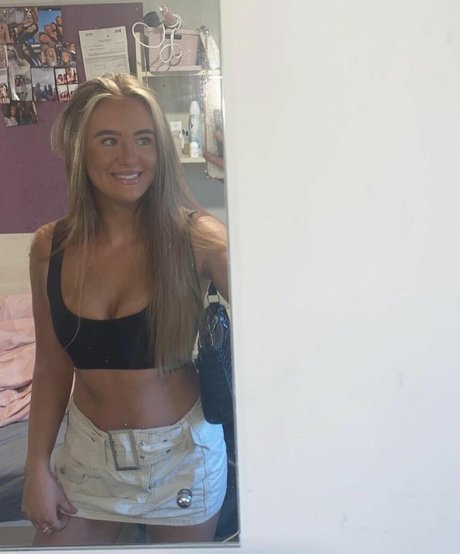 Anna Hollins nackt schöne bilder