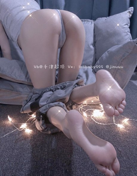 Jinuuu model top fotos