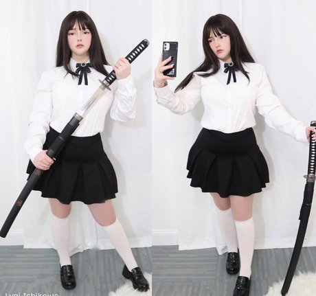 Mewlyni pornostar xxx galerien