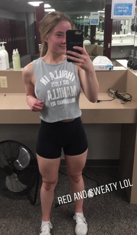 Madi ASMR model freie fotos