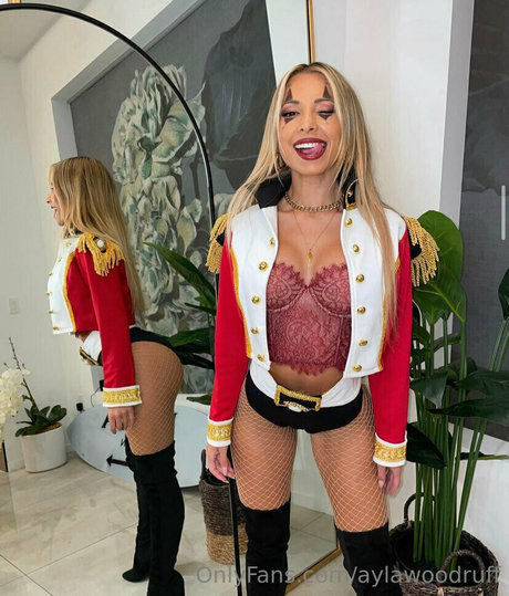 aylawoodruff erotische erwachsene bild