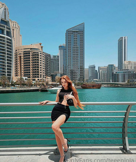 teeen lola nacktheit akt archiv