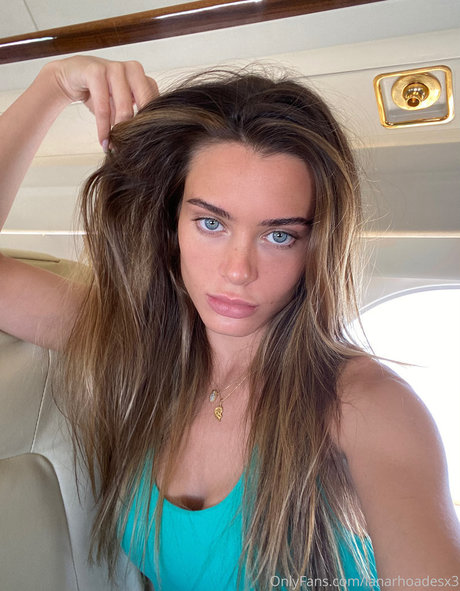 Lana Rh0ades kostenlose erotische foto