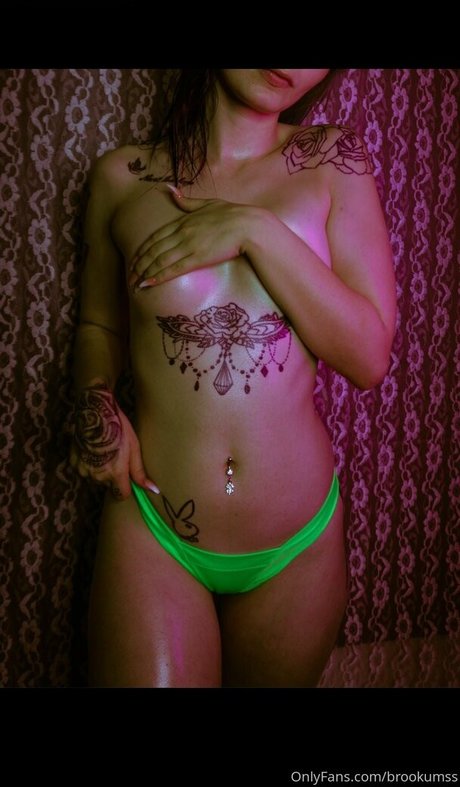 Brooke Ogden freie nacktheit fotos