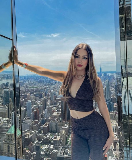 trivitv nackt exklusive galerien