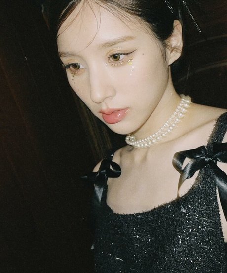 HeeJin erwachsene schöne galerien