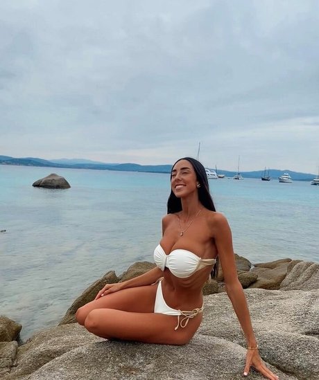 Ane Amundarain erwachsene nette bilder